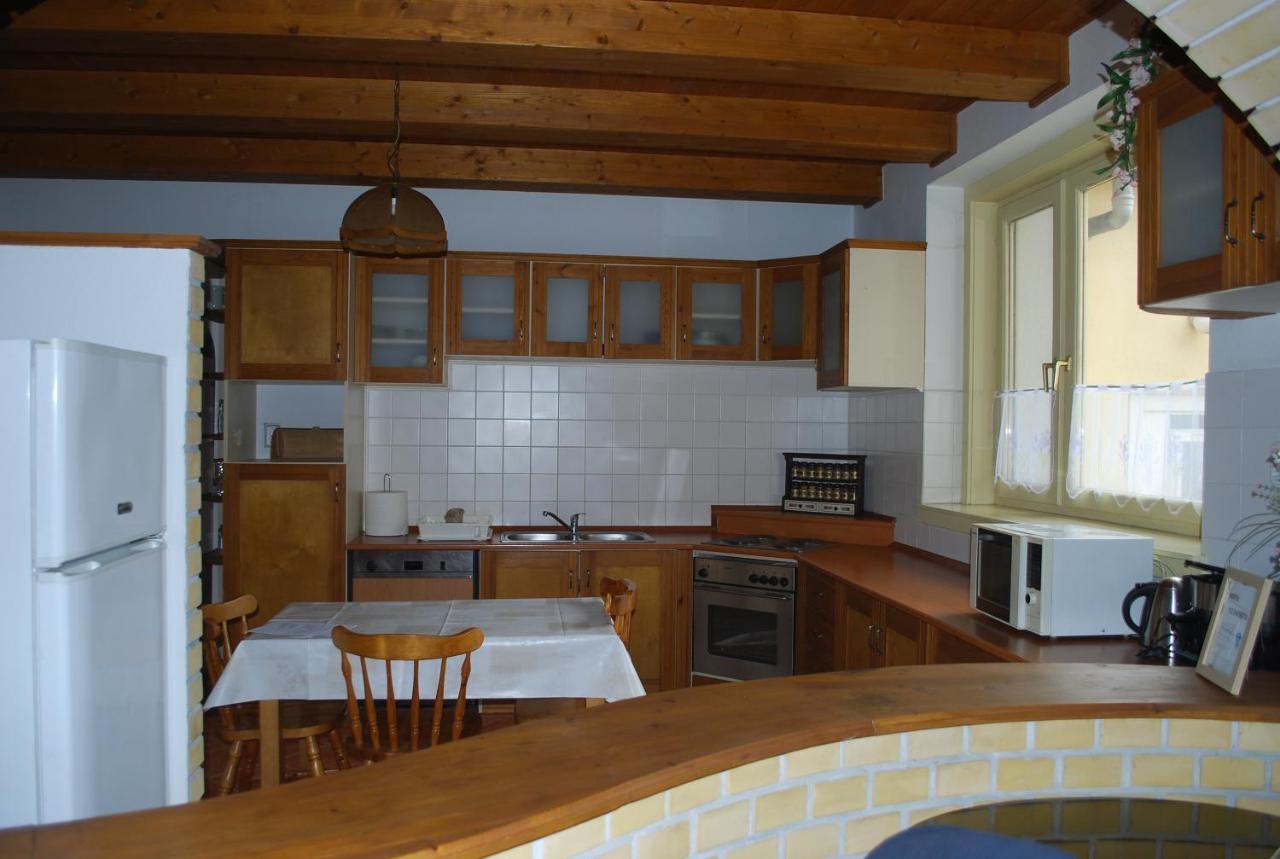 Casa Napsugar Panzio Bed and Breakfast Apostag Eksteriør billede