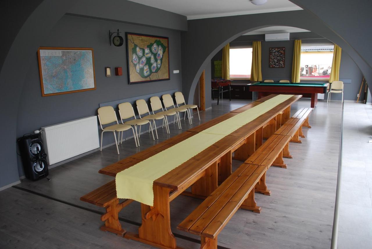 Casa Napsugar Panzio Bed and Breakfast Apostag Eksteriør billede