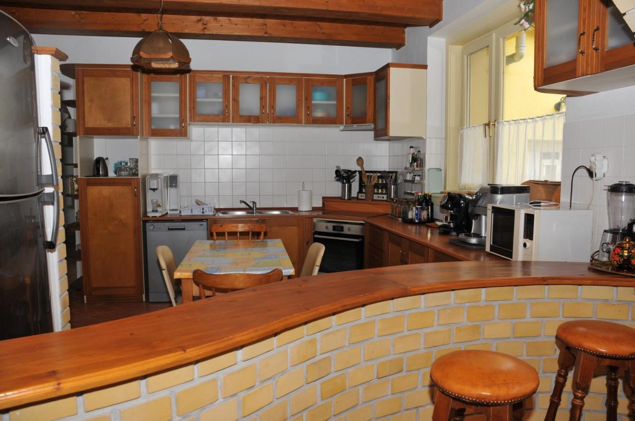 Casa Napsugar Panzio Bed and Breakfast Apostag Eksteriør billede